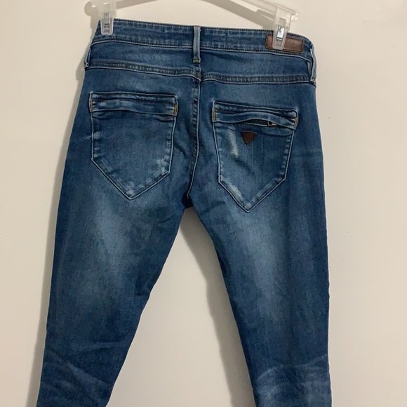 Guess Skinny Jeans with Zipper Accents - Picture 3 of 3